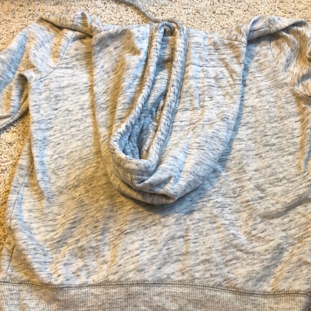 Zip-up - Picture 4 of 5